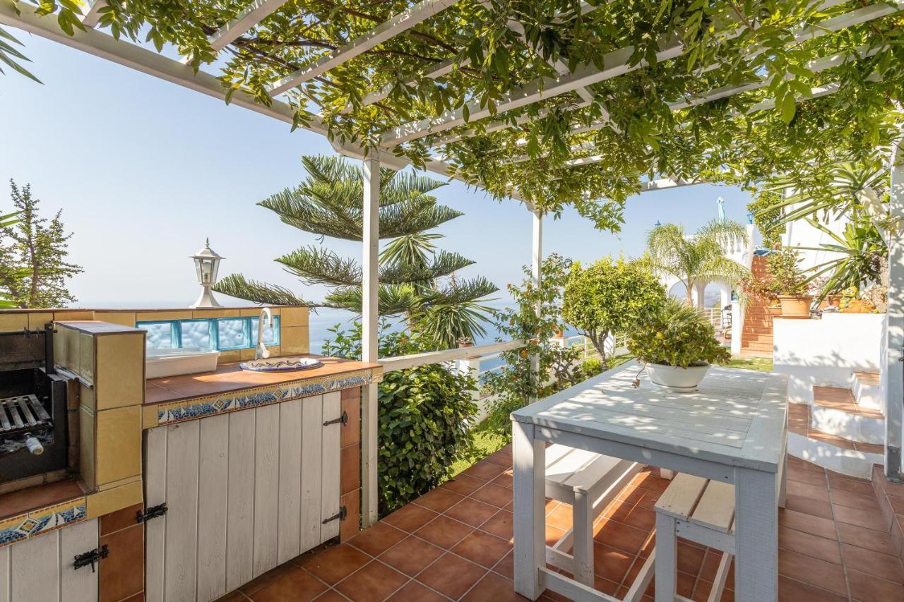 Villa Buganvilla En Salobreña Екстериор снимка